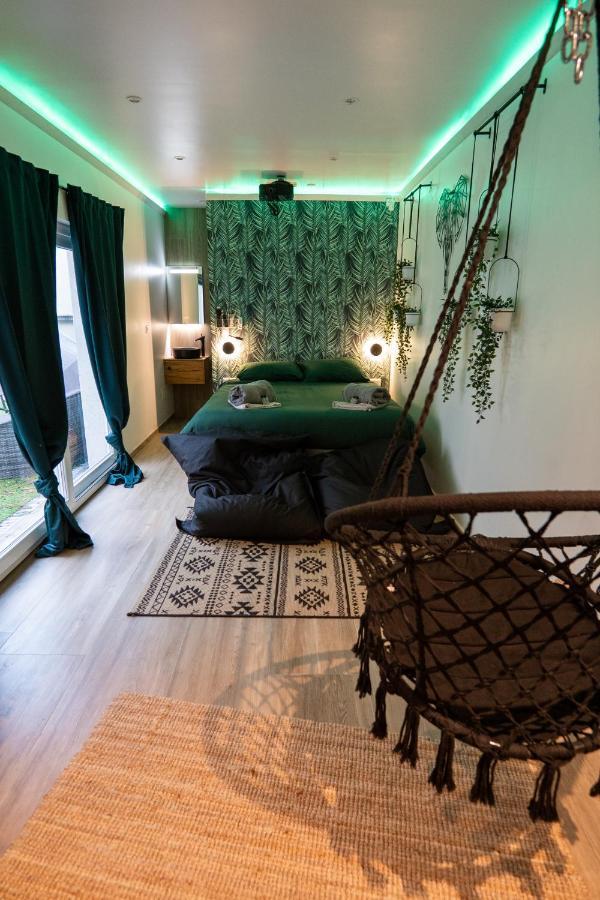 Capsule Thailande I Sauna I Balneo I Console I Jeux En Bois I Cinema I Cour Interieure Trith-Saint-Leger Екстериор снимка