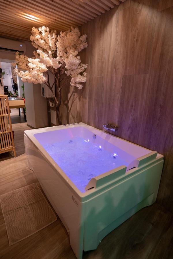 Capsule Thailande I Sauna I Balneo I Console I Jeux En Bois I Cinema I Cour Interieure Trith-Saint-Leger Екстериор снимка