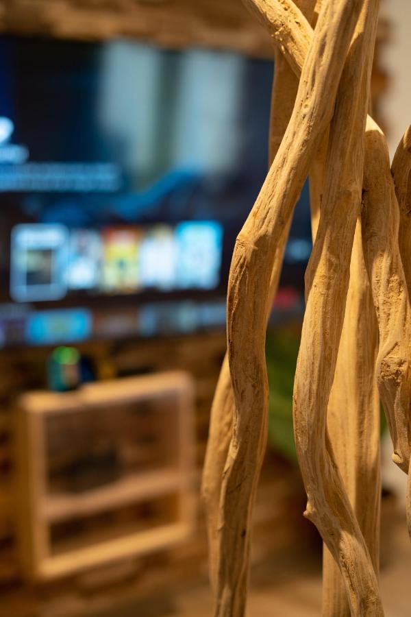 Capsule Thailande I Sauna I Balneo I Console I Jeux En Bois I Cinema I Cour Interieure Trith-Saint-Leger Екстериор снимка