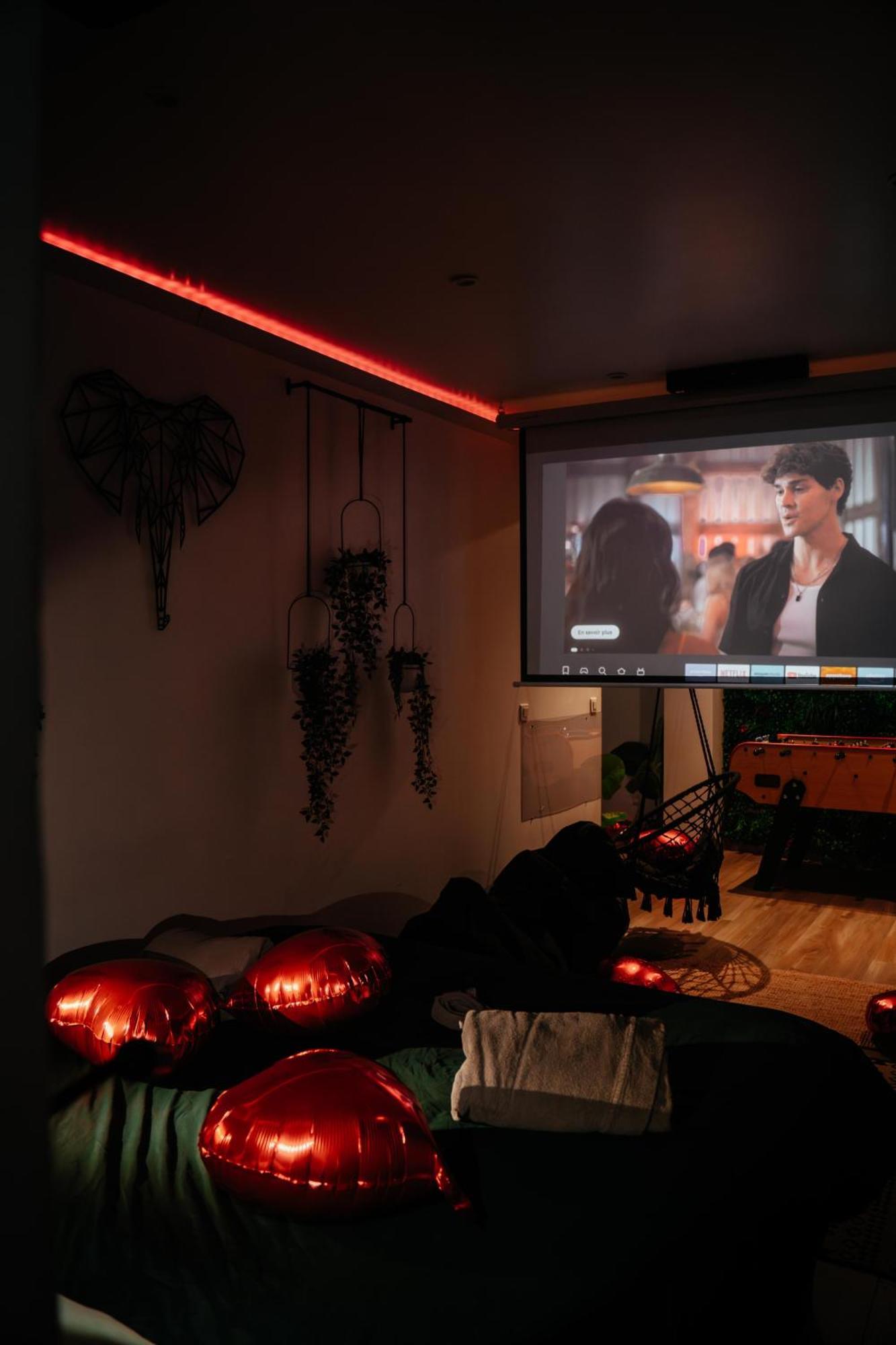 Capsule Thailande I Sauna I Balneo I Console I Jeux En Bois I Cinema I Cour Interieure Trith-Saint-Leger Екстериор снимка